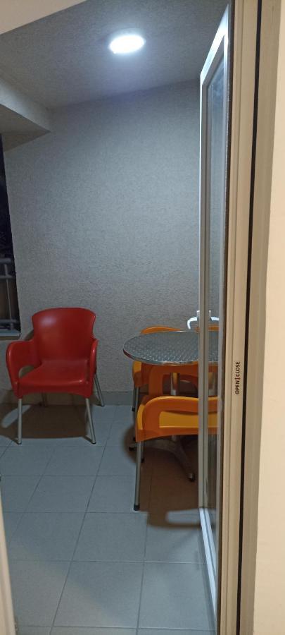 Athos Apartments Ni エクステリア 写真