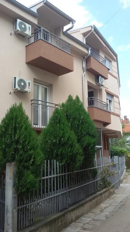 Athos Apartments Ni エクステリア 写真