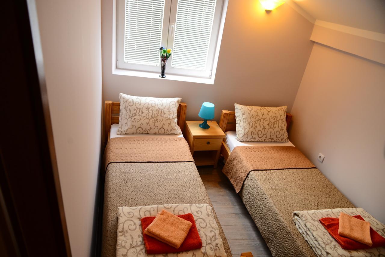 Athos Apartments Ni エクステリア 写真