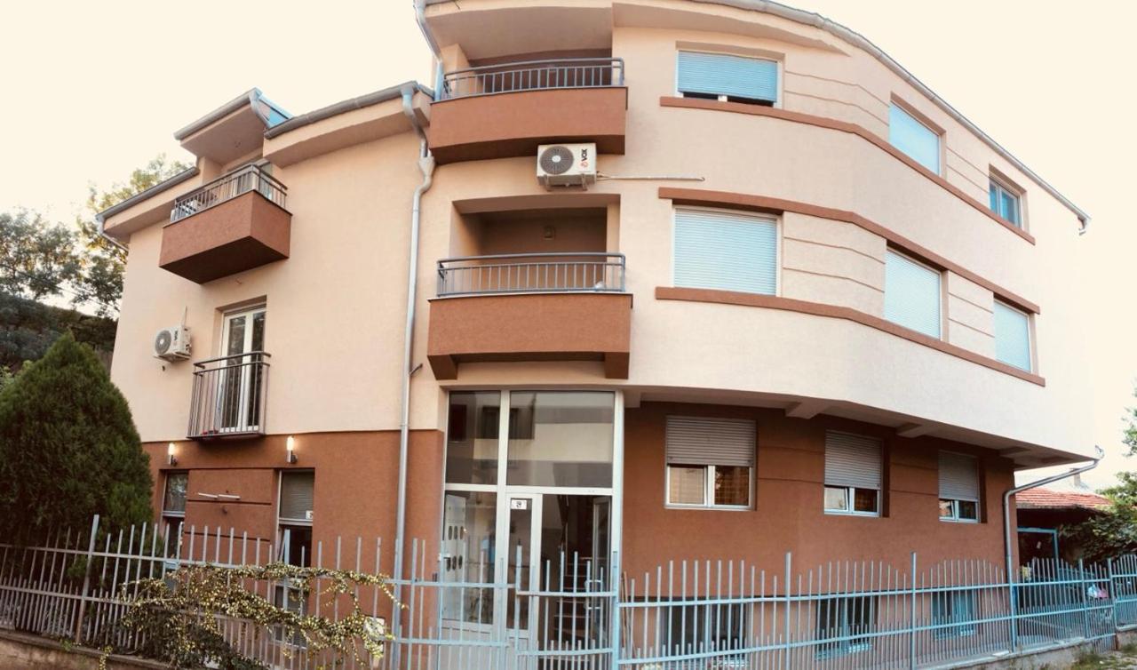 Athos Apartments Ni エクステリア 写真
